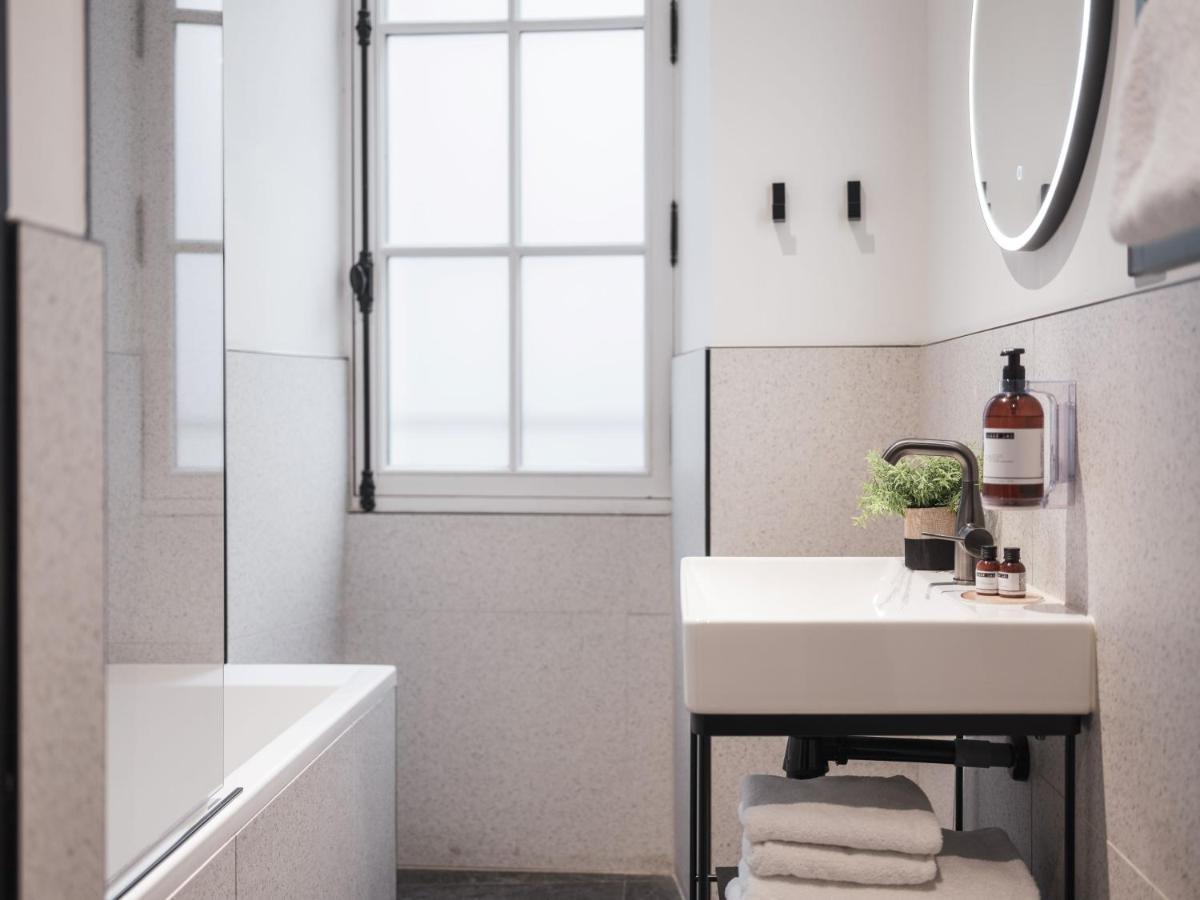 Appartements Crebillon - Maisons Du Monde Hotel & Suites Nantes Eksteriør billede
